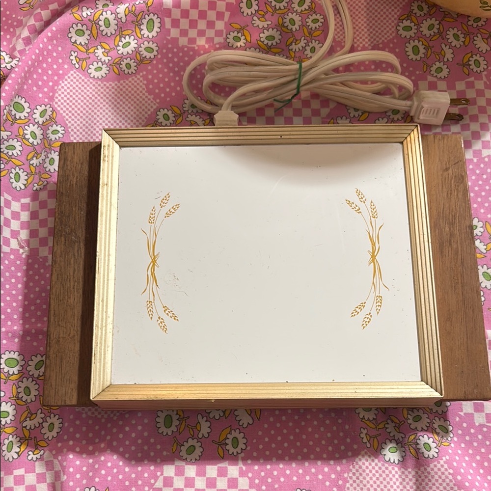 Elegant Gold and White Electric Warming Tray